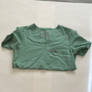 Size XS figs scrub top
